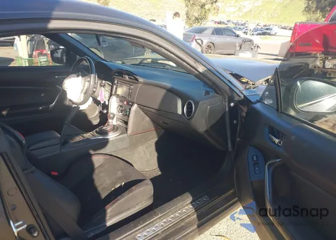 2015 Scion Fr-S из США, поврежденный, VIN JF1ZNAA11F8710319